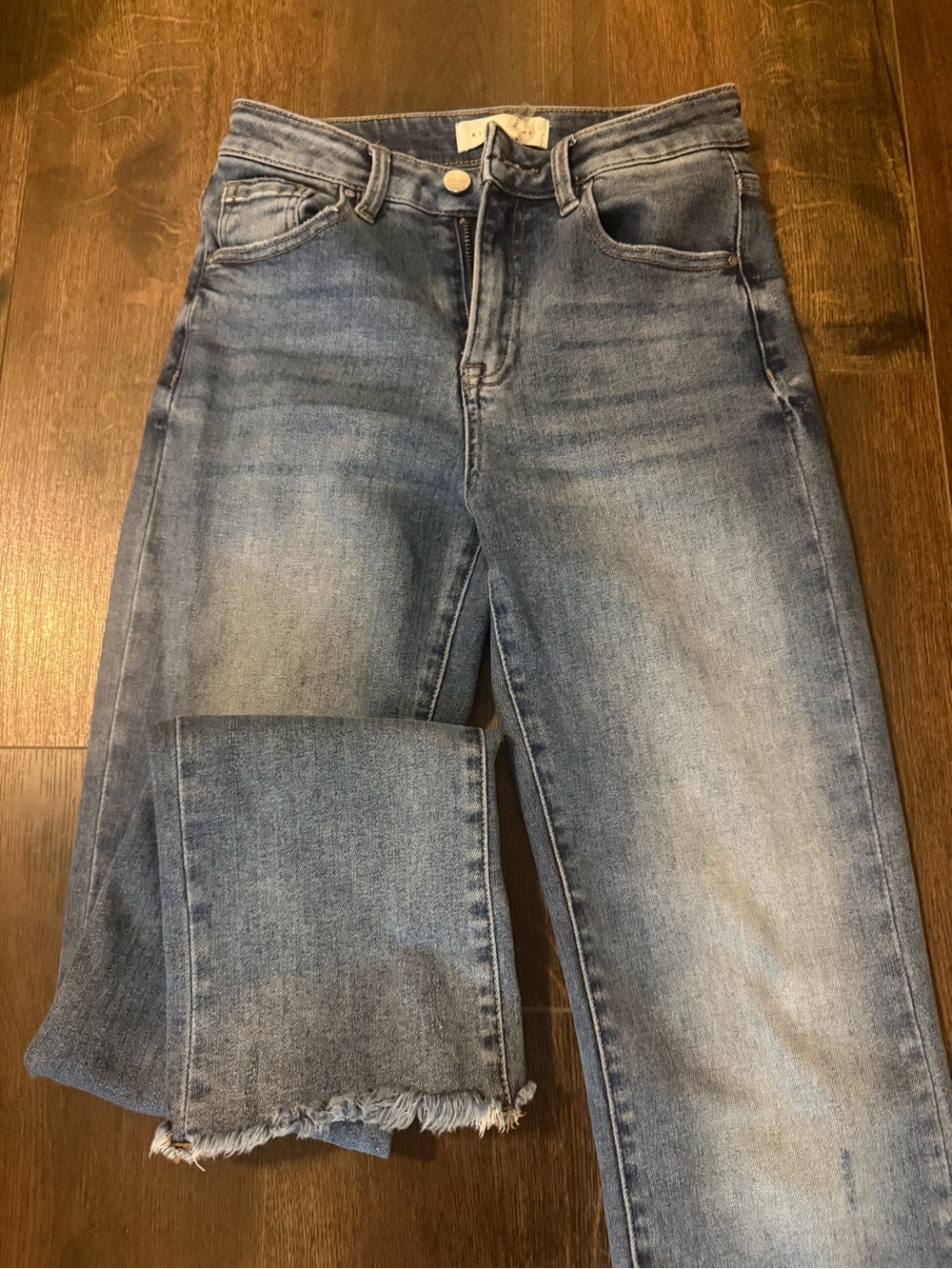 Light Blue Straight Leg Women’s Jeans with Raw Hem